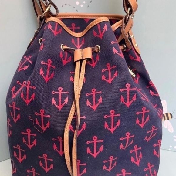 Beautiful Bucket bag for sale - Picture 2 of 2